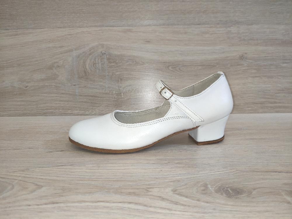 Туфли женские для народных танцев белые