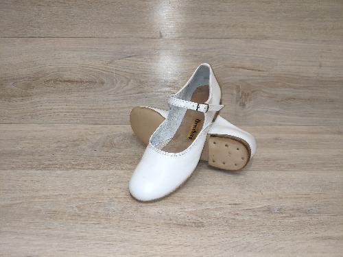Туфли белые для народных танцев наборный каблук